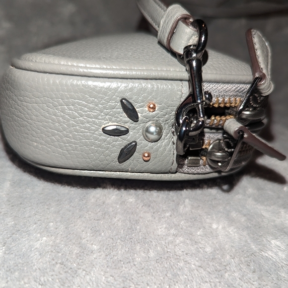 COACH Prairie Rivet Double Zip Suede Crossbody Clutch HEATHER GREY VGUC - Picture 8 of 15